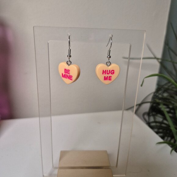 Valentines Day Be Mine / Hug Me Candy Heart Earrings - Picture 2 of 16